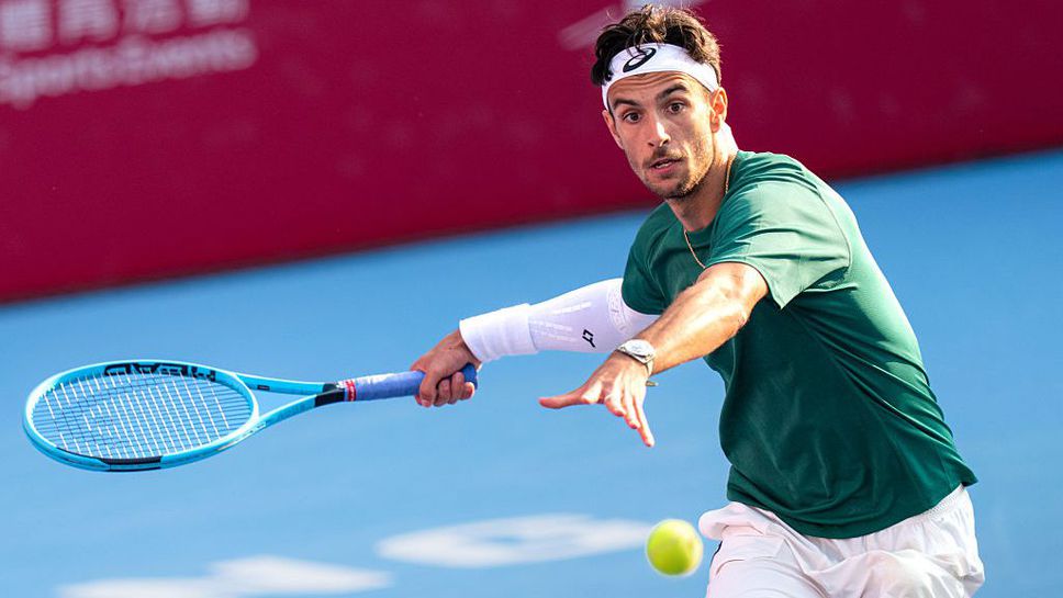 Музети и Де Минор започнаха с победи на турнира в Барселона