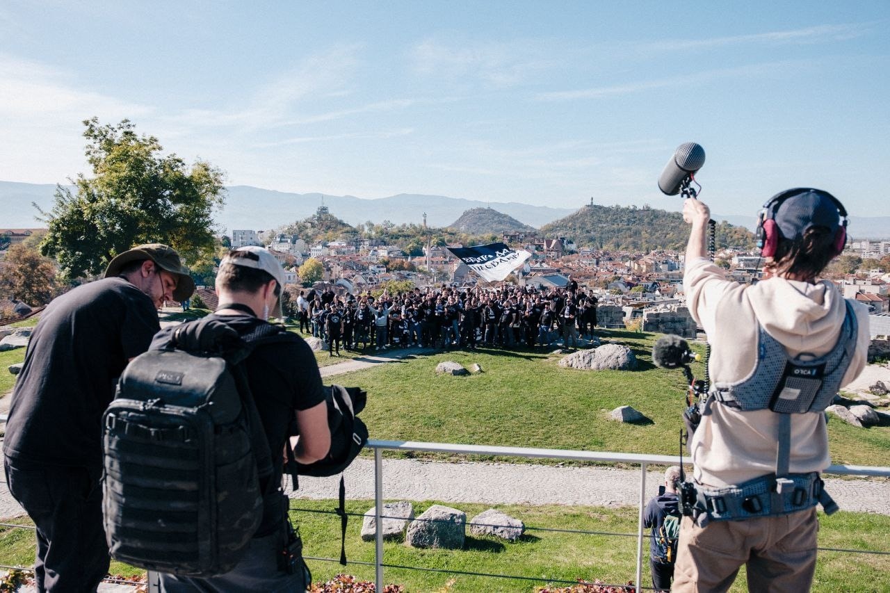 Фондация „100 години Локомотив“: Липсата на достоен съперник не позволи да се заснеме отбор и публика като един организъм