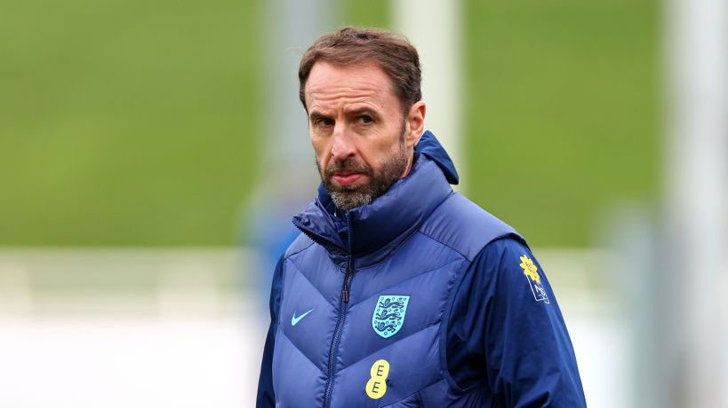 Саутгейт повика двама дебютанти, защитник с първа призовка от четири години