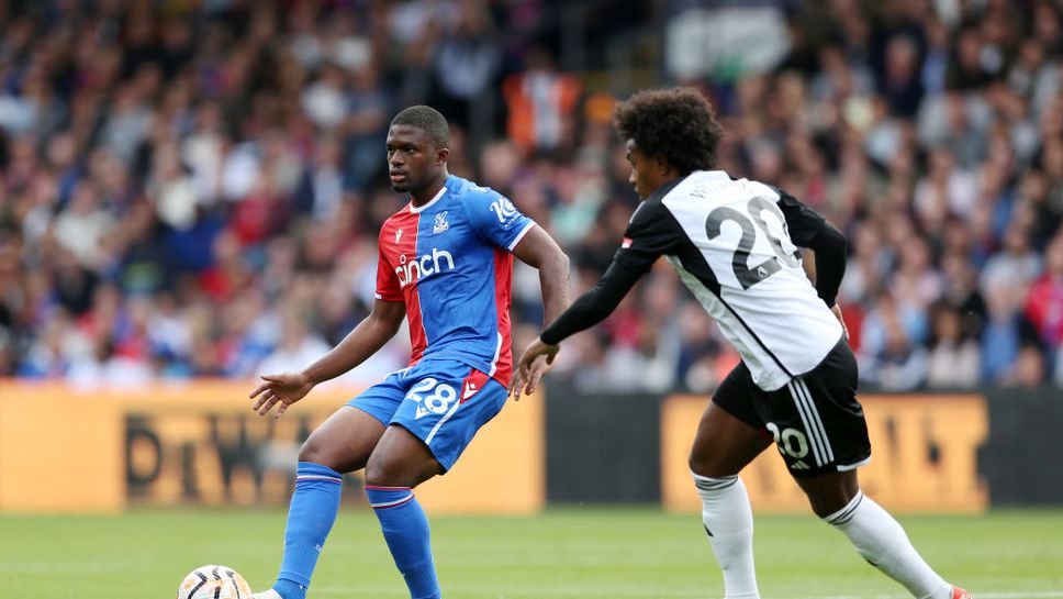 Кристъл Палас поднови договора на футболист, който не е играл от ноември