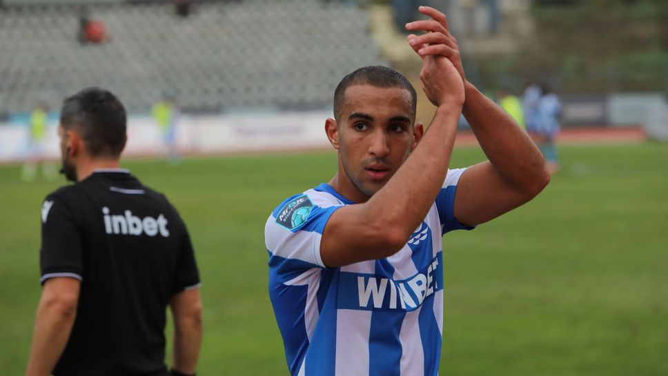 Отбори от efbet Лига с интерес към нападател на Дунав