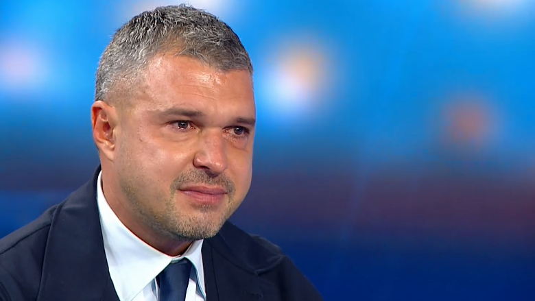 Божинов през сълзи: Нека Боби Михайлов бъде сред нас!