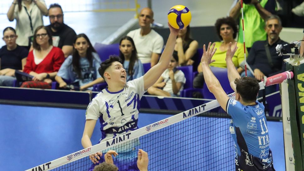 Жасмин Величков с 11 точки, Тренто отстрани Монца