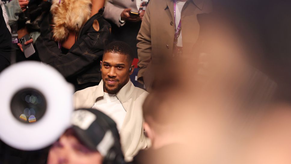 Тайсън Фюри и Антъни Джошуа са близо до договор