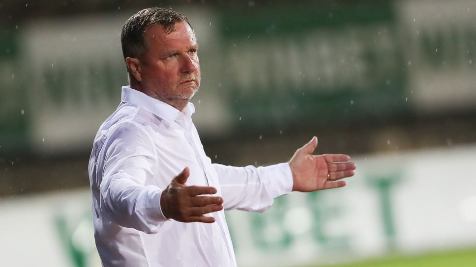 Само един треньор на Лудогорец е дебютирал срещу по-тежък съперник в Европа от Хьогмо