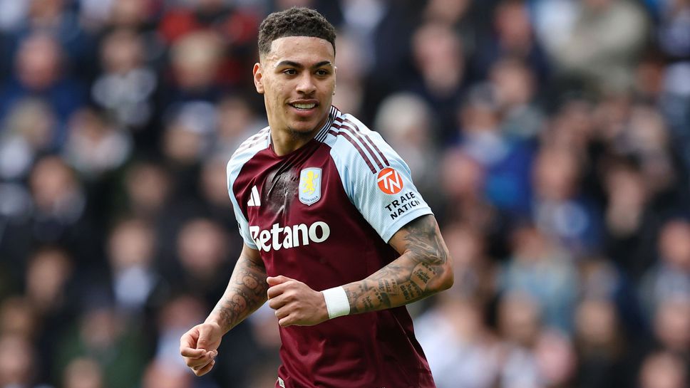 Астън Вила се разбра с Морган Роджърс за нов договор