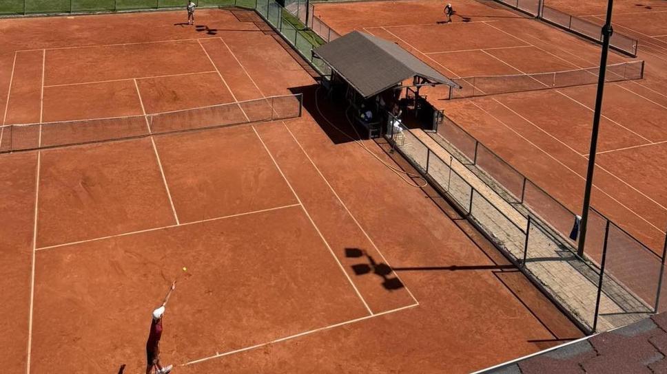 Шестима българи се класираха за четвъртфиналите на турнир от ITF в Добрич