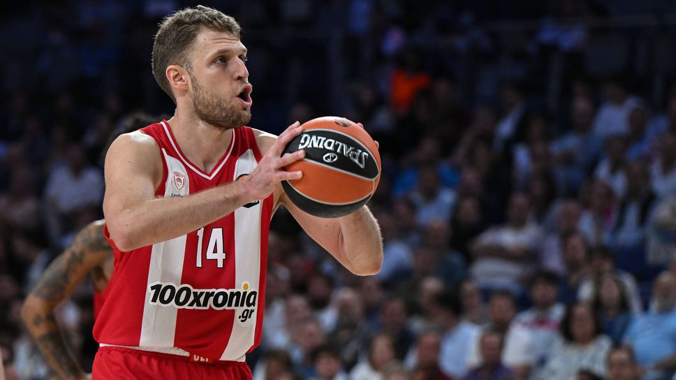 Везенков и Олимпиакос приемат Партизан с мисъл за шеста победа в Евролигата