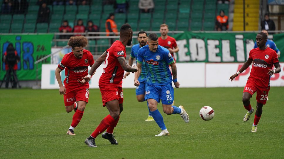 Мартин Минчев спечели дузпа за Ризеспор, драматични победи за Галатасарай и Фенербахче