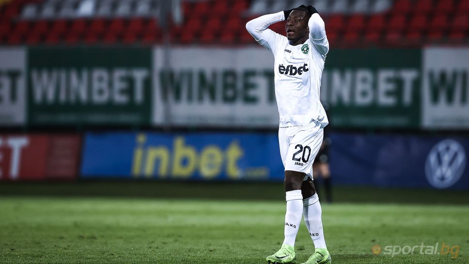 Халф на Лудогорец се завръща в игра