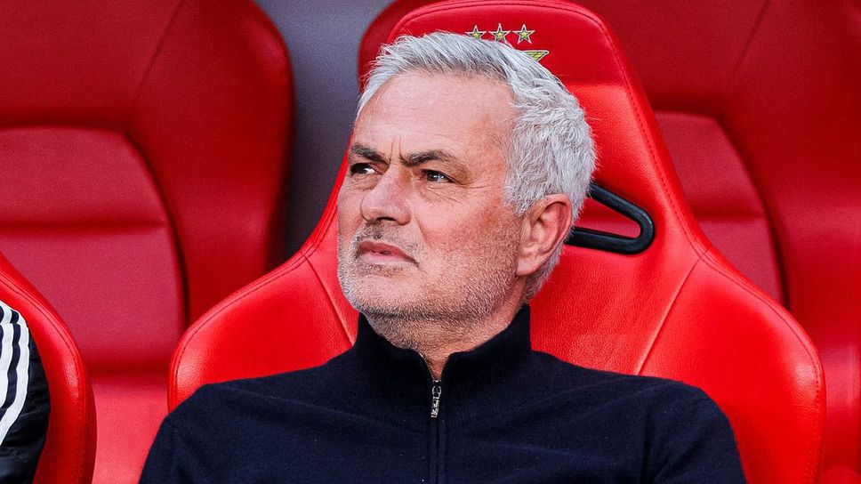 В Бенфика не мислят за уволнение на Моуриньо