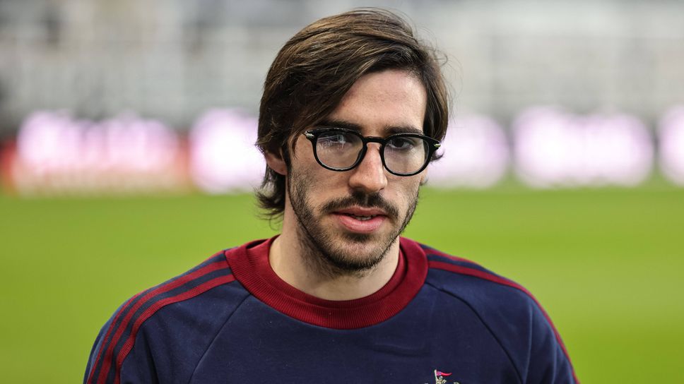 Реал Мадрид се присъединява към Арсенал в битката Тонали