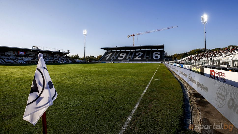Непредвидени промени могат да понижат категорията на стадиона на Локо (Пловдив)