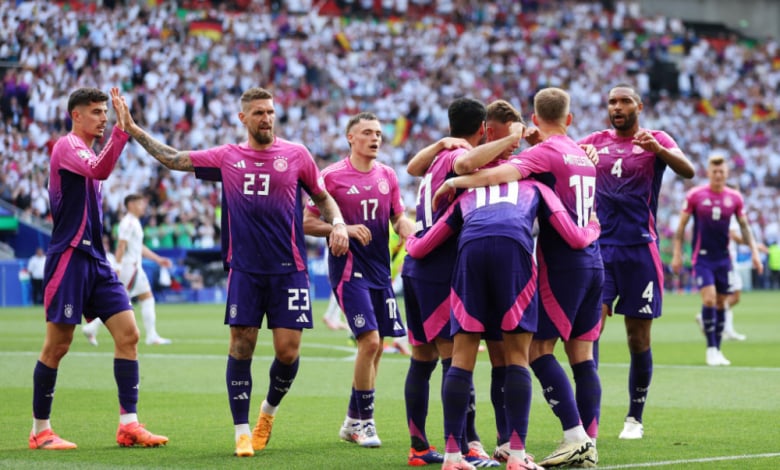 Неудобен съперник се кани на Германия, Нагелсман не харесва... тревата