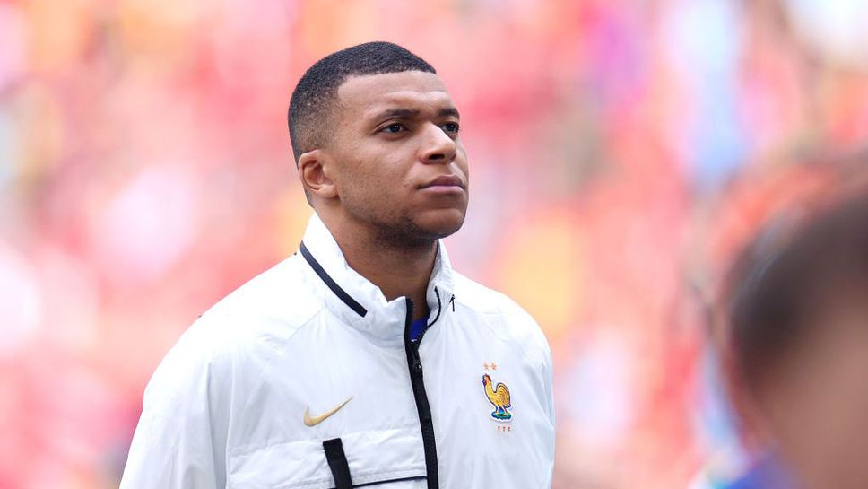 Мбапе с жест към бивш играч на Марсилия, който е сбъднал мечтата му да се срещне с Роналдо