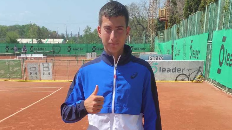 Анас Маздрашки се класира убедително за четвъртфиналите в Монастир