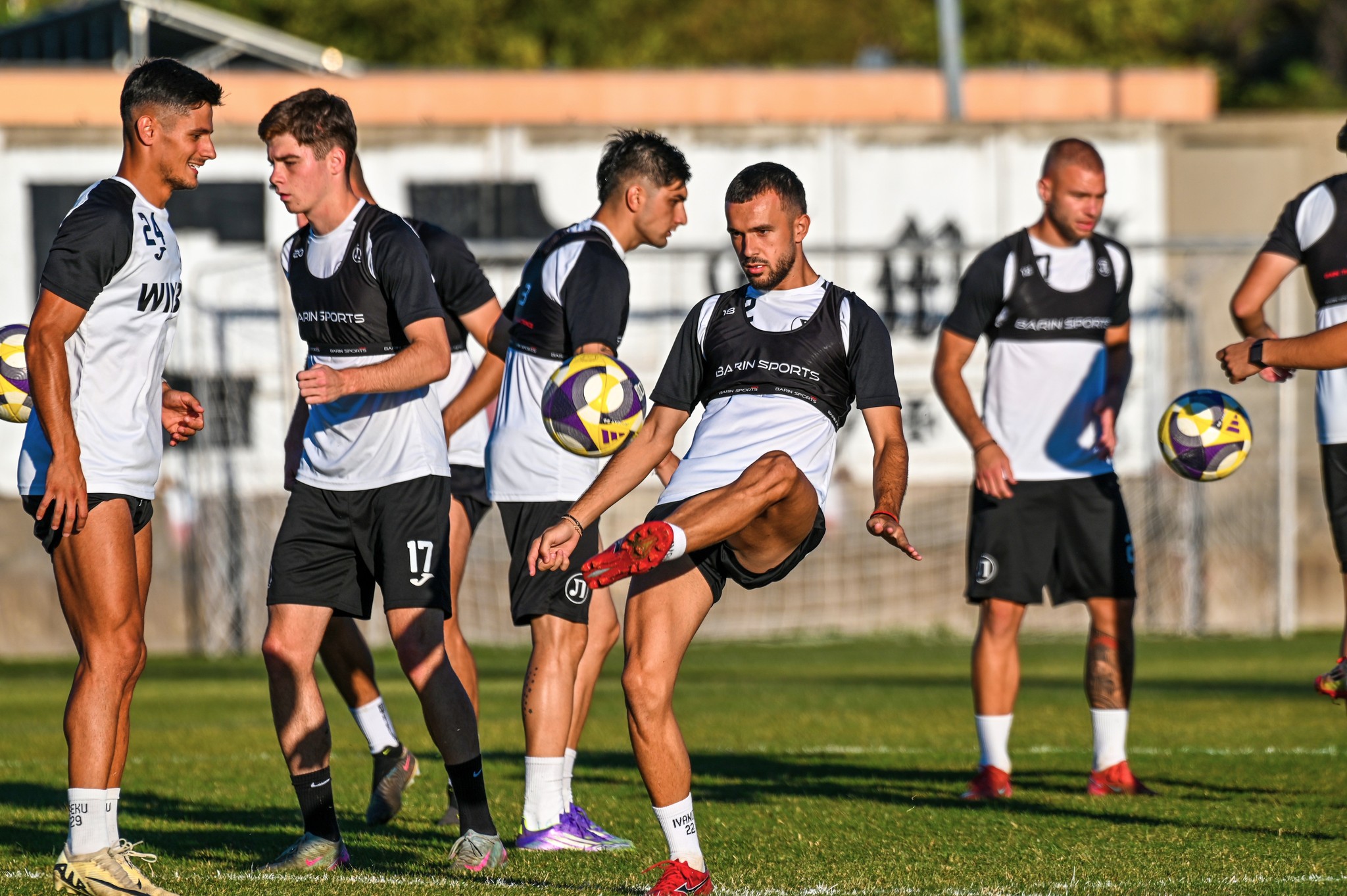 Локомотив започна подготовка за мача с ЦСКА-1948