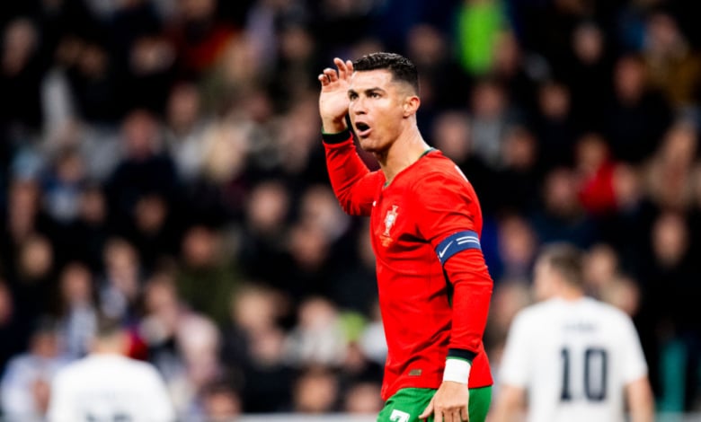 Роналдо се изфука с бижу за милиони, после побесня СНИМКИ