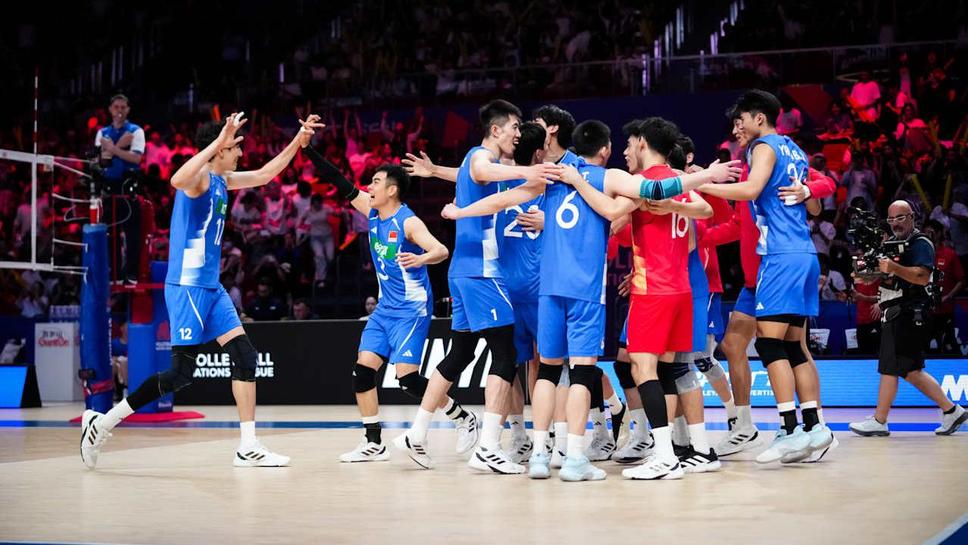 Китай с първа победа във VNL