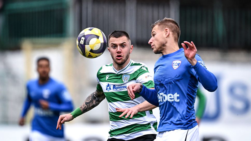 Огромен заряд, червен картон и без победител в дербито на Варна