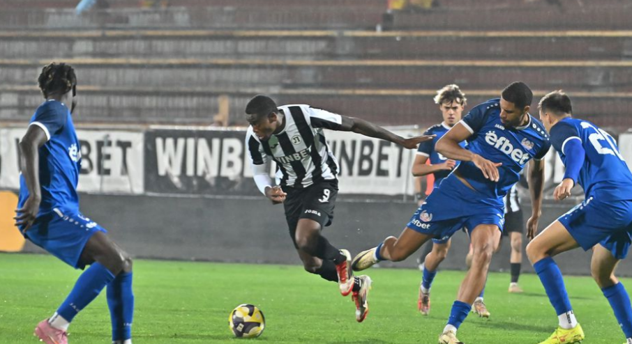 Локомотив (Пловдив) и Монтана завършиха 0:0