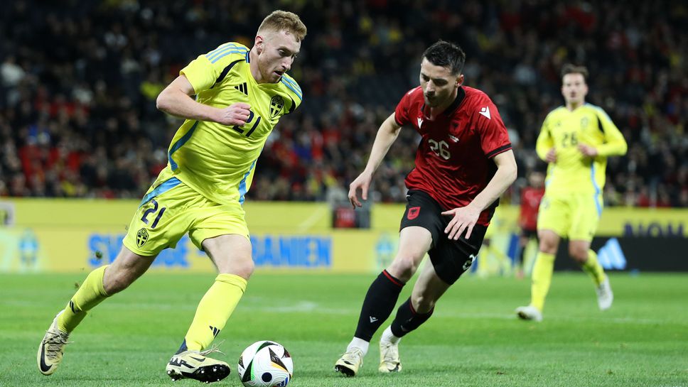Швеция записа първа победа под ръководството на Йон Дал Томасон