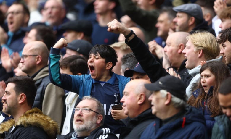 Сблъсъци между фенове и полиция след дербито Тотнъм - Арсенал ВИДЕО