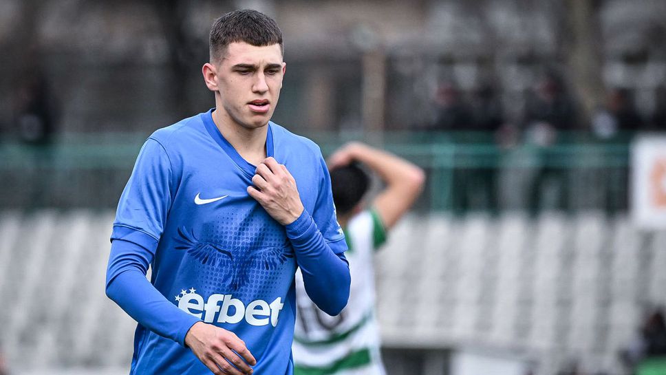 Ботев спира четирима от Спартак (Варна)