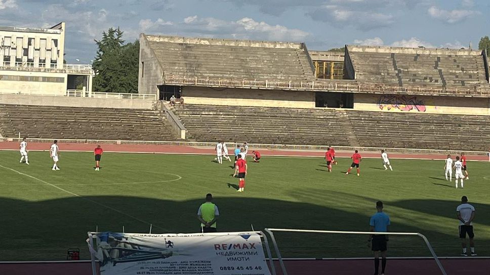 Първа пролетна победа за дубъла на Локо (Пловдив)