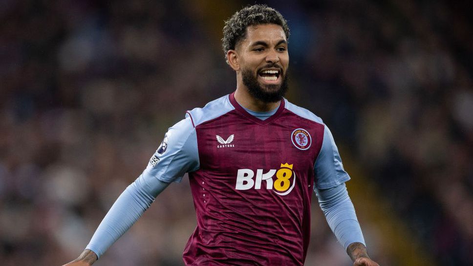 Ювентус и Астън Вила преговарят за размяна на халфове