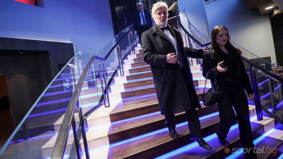 Валентин Михов за ЦСКА: С 15 до 20 минути футбол няма да стане