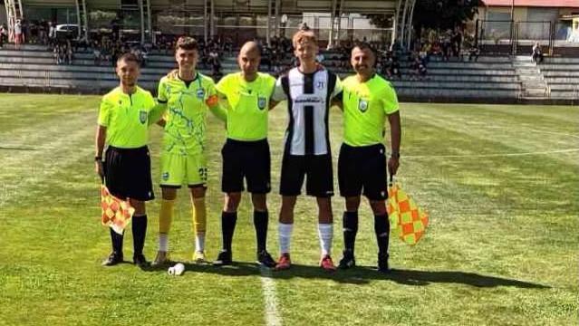 Локомотив (Пловдив) надви Арда с човек по-малко при U17