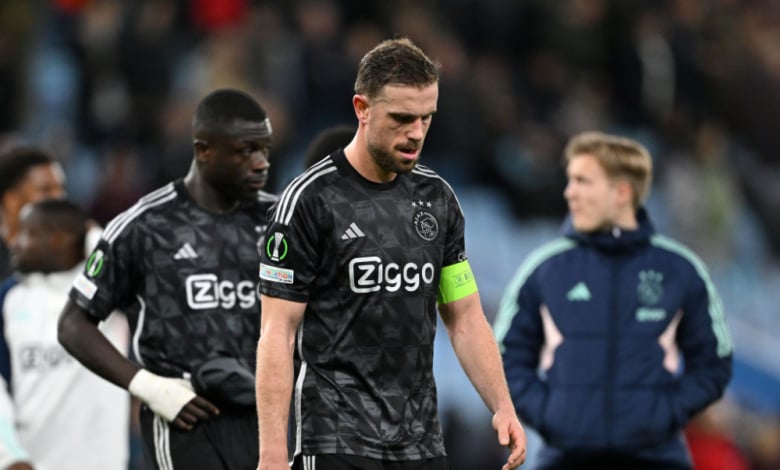 Астън Вила размаза Аякс в реванша