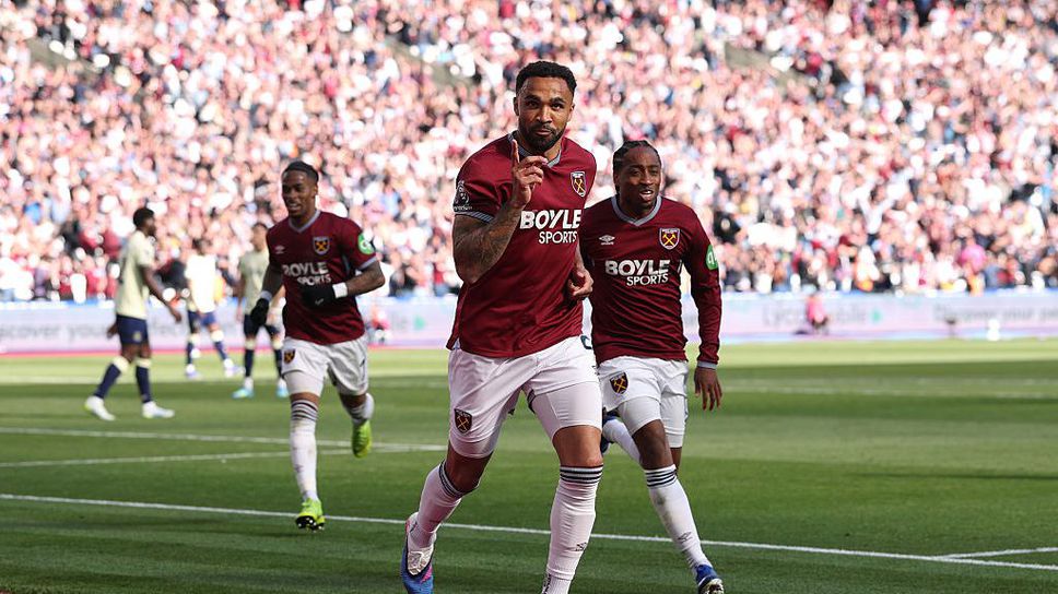 Безценен гол в добавеното време остави Уест Хам над чертата