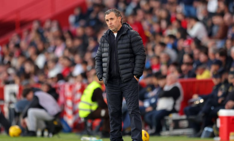 Опашкар в Испания остана без треньор