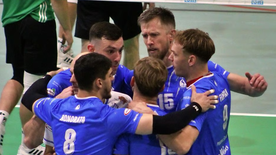 Аспарух Аспарухов и Шлепск с драматична първа победа в Полша