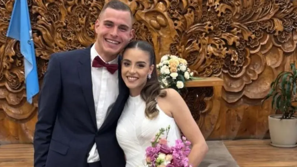 Светослав Вуцов се ожени за красивата Дарина