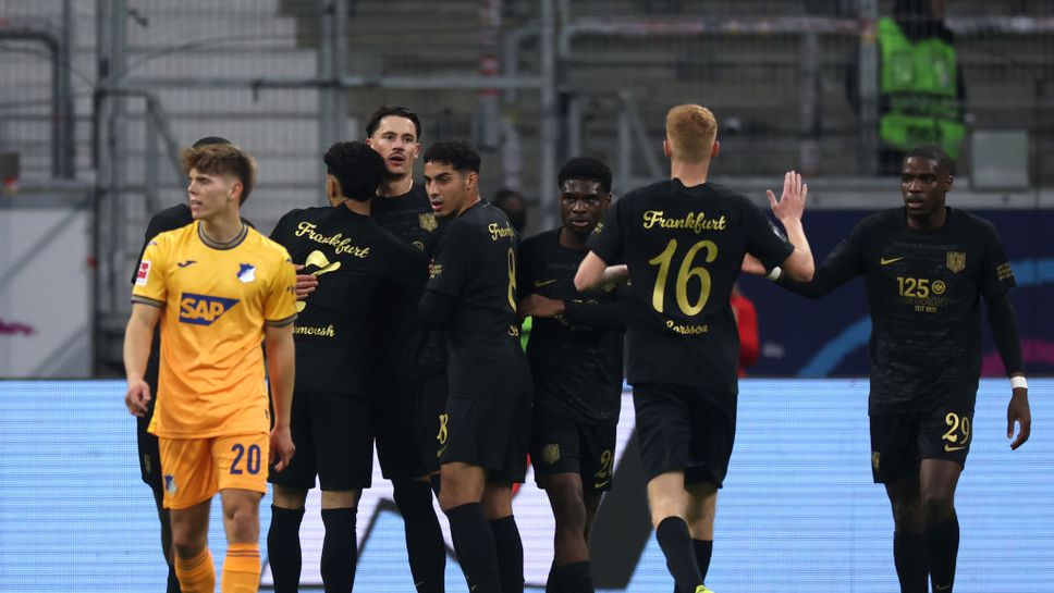 Айнтрахт отпразнува 125-ата си годишнина с триумф над девет от Хофенхайм