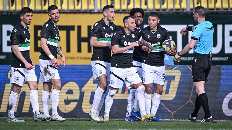 "Моряците" излизат в битка за петото място