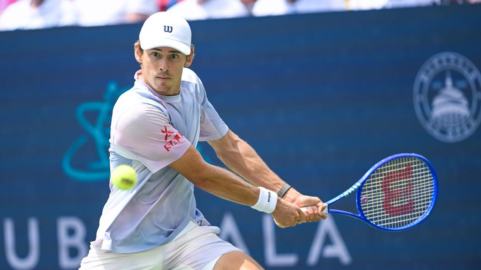 Кръгът се затваря: Де Минор излиза срещу сина на своя ментор
