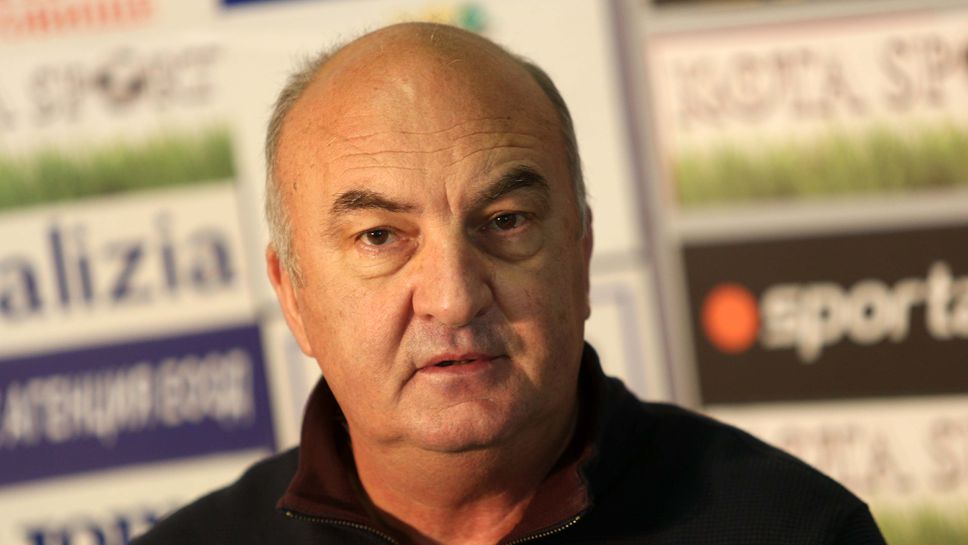 Имаше дузпа за Германия срещу Испания, отсече Баялцалиев