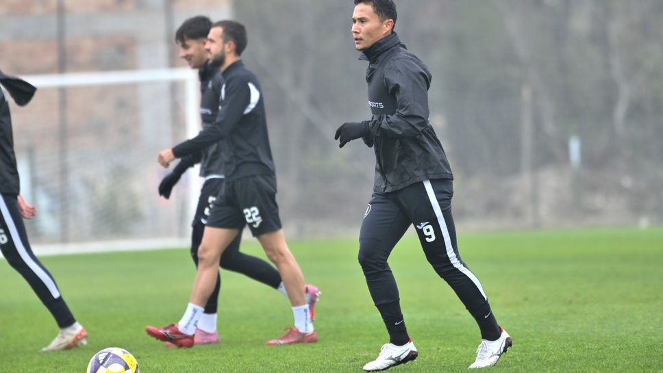 Локо (Пд) започна подготовка за мача с Монтана