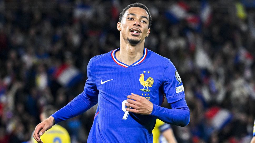 Съставите на Азербайджан и Франция, Дешан залага на изцяло нов състав