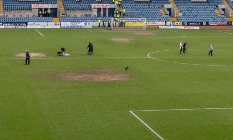 Отложиха мач на известен отбор заради лош терен