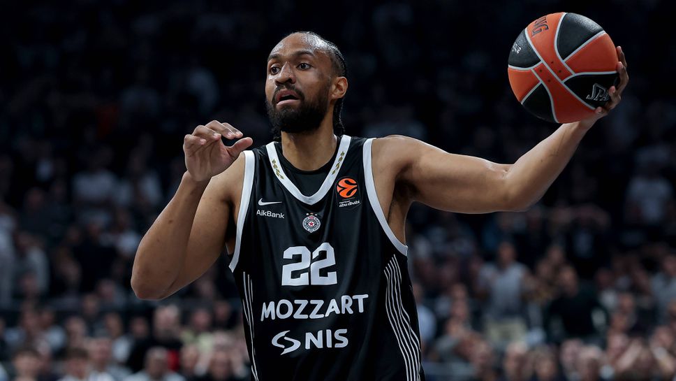 Джабари Паркър се завърна и се включи в подготовката на Партизан