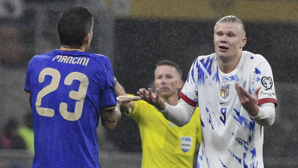 Холанд: Манчини ме опипваше по задника, което ме мотивира за головете ми