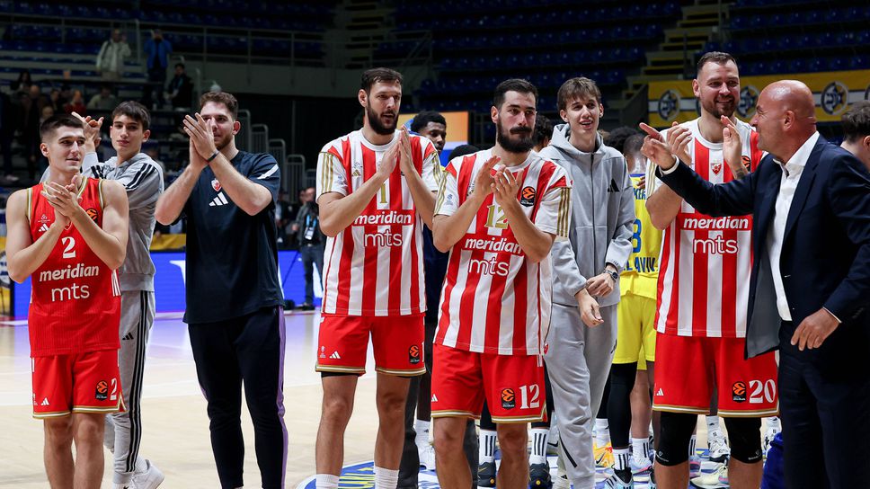 Цървена звезда с подробности за контузените си играчи