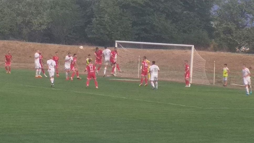 Ботев (Ихтиман) с категоричен успех в Банско за купата на АФЛ