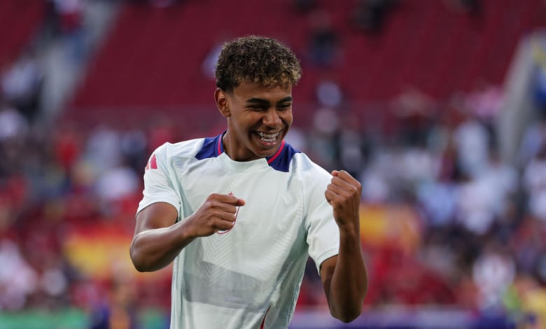 Голяма радост за новата звезда на Испания, веднага звънна на майка си