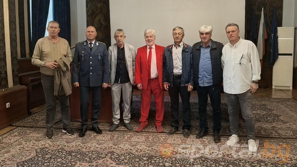 Учредиха клуб на ветераните на ЦСКА - Ради Здравков стана шеф